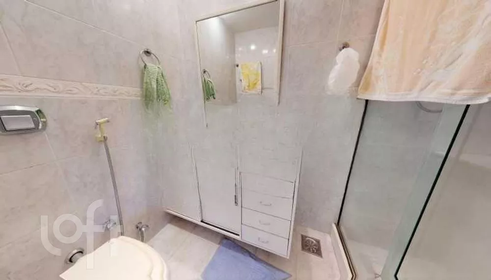 Apartamento à venda com 3 quartos, 182m² - Foto 4