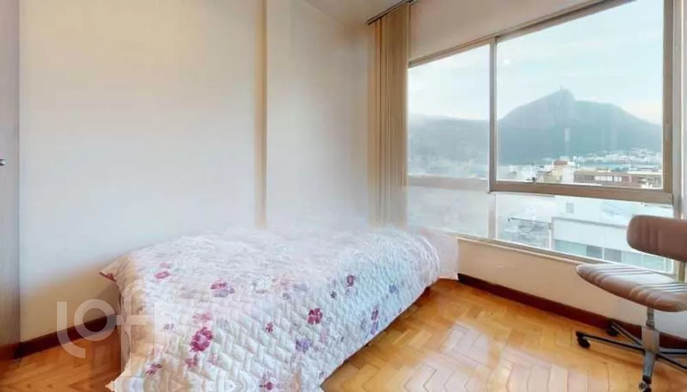 Apartamento à venda com 3 quartos, 182m² - Foto 12