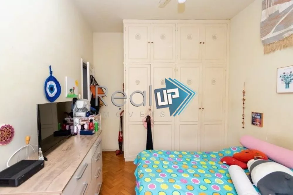 Apartamento à venda com 2 quartos, 63m² - Foto 4