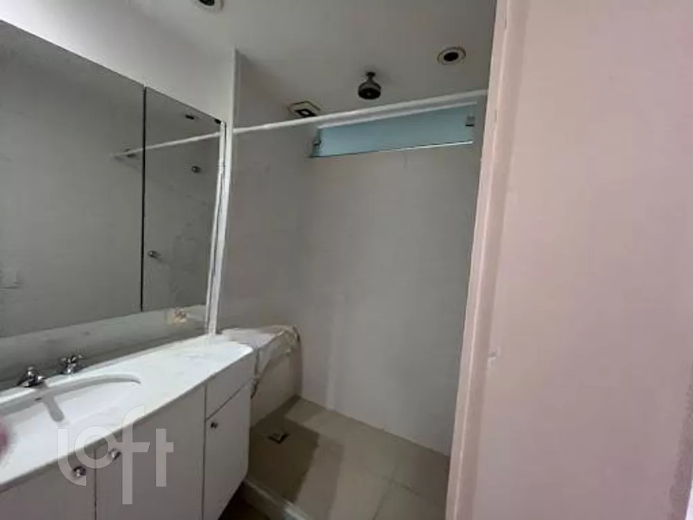 Apartamento à venda com 3 quartos, 160m² - Foto 4