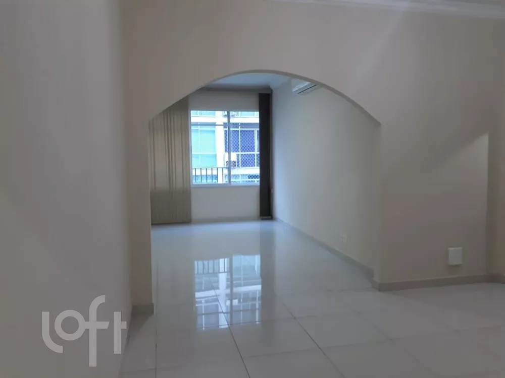 Apartamento à venda com 3 quartos, 130m² - Foto 3