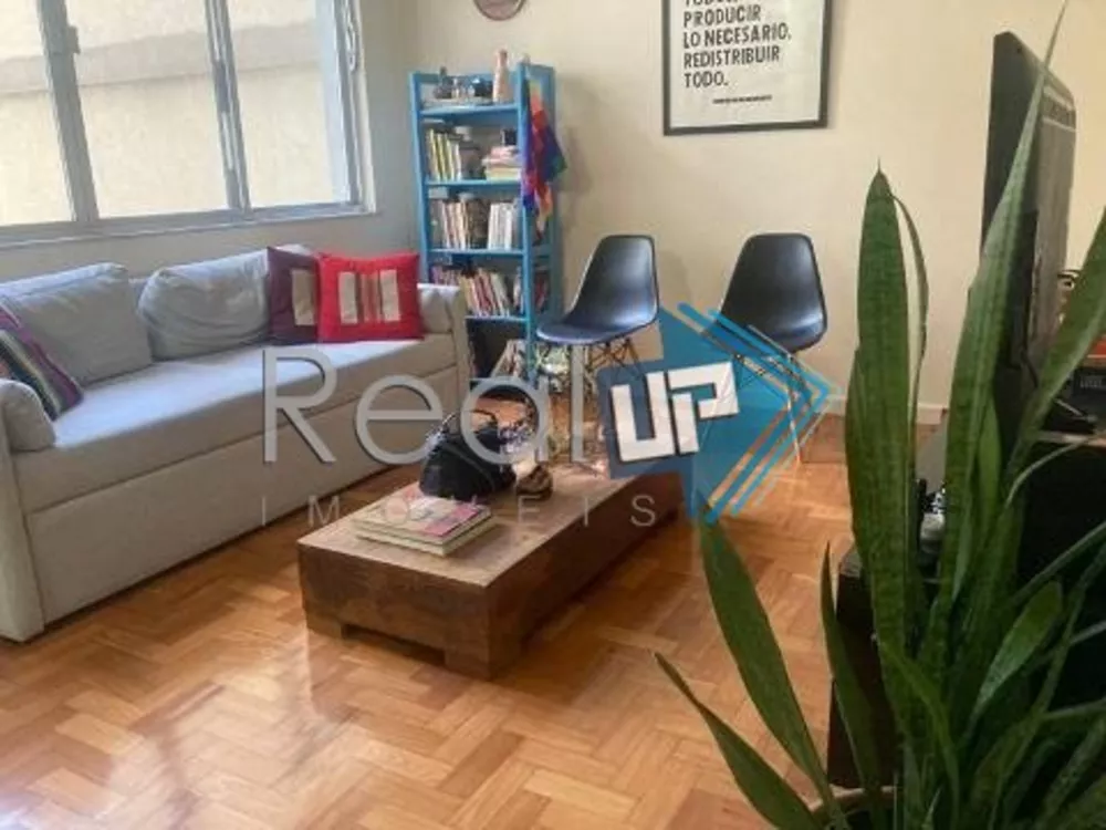 Apartamento à venda com 1 quarto, 61m² - Foto 2