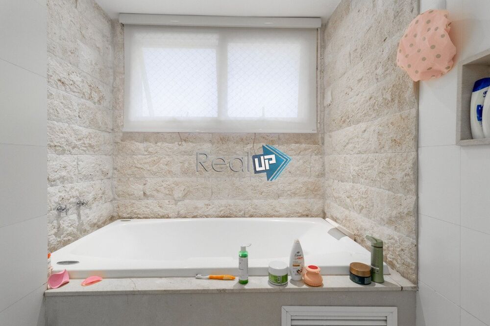 Apartamento, 4 quartos, 221 m² - Foto 2