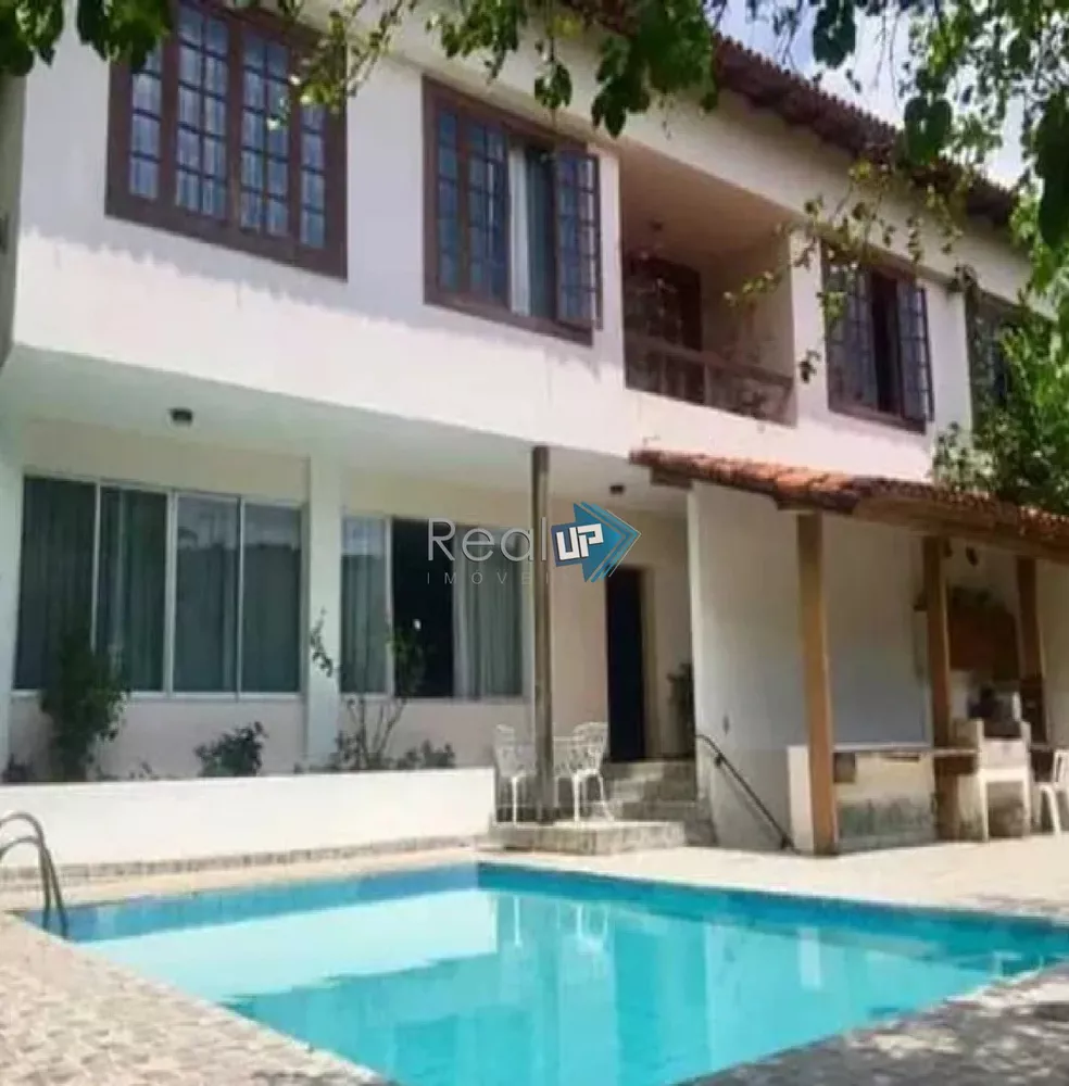 Casa, 4 quartos, 382 m² - Foto 1