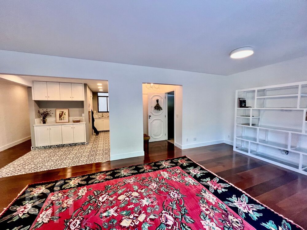 Apartamento à venda com 3 quartos, 138m² - Foto 9