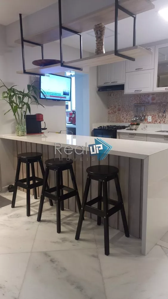 Apartamento à venda com 3 quartos, 95m² - Foto 8