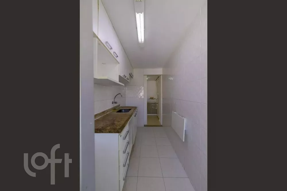 Apartamento à venda com 2 quartos, 82m² - Foto 3