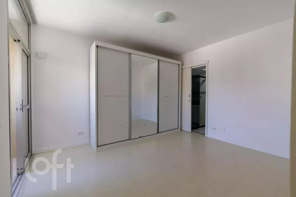 Apartamento à venda com 2 quartos, 82m² - Foto 4