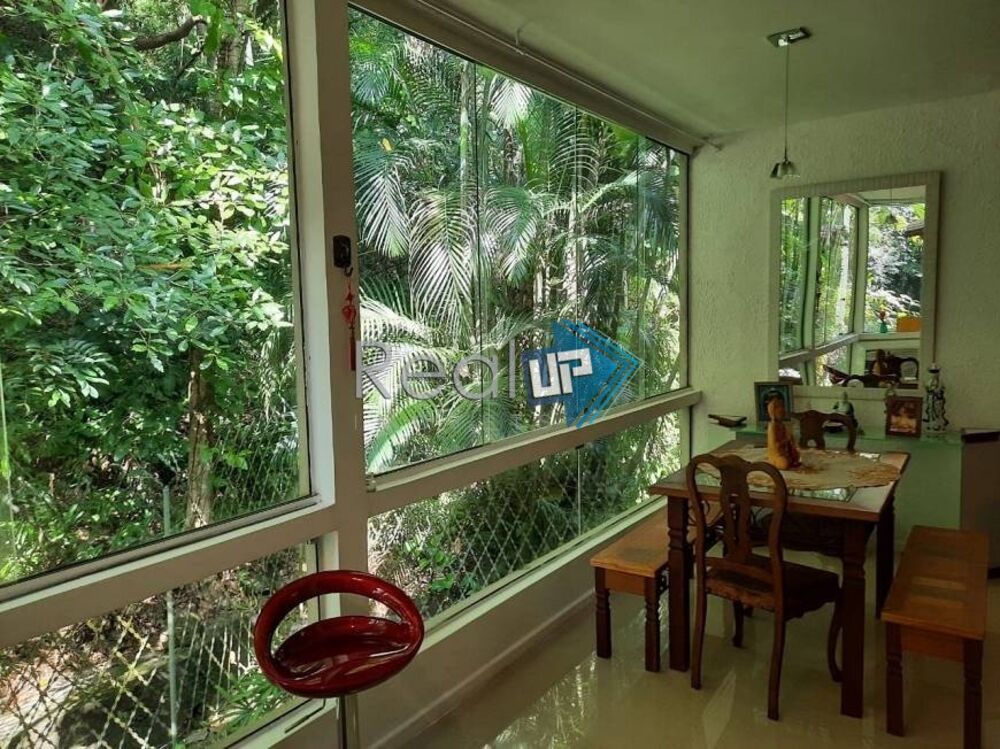 Apartamento à venda com 4 quartos, 224m² - Foto 5