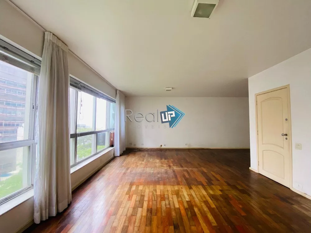 Apartamento, 3 quartos, 150 m² - Foto 1