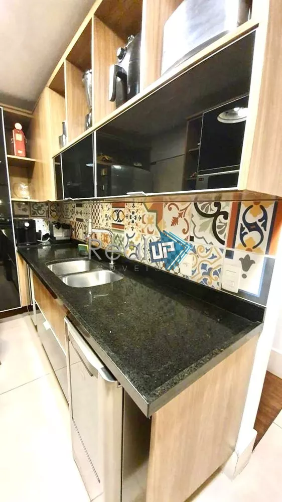 Apartamento à venda com 3 quartos, 98m² - Foto 8