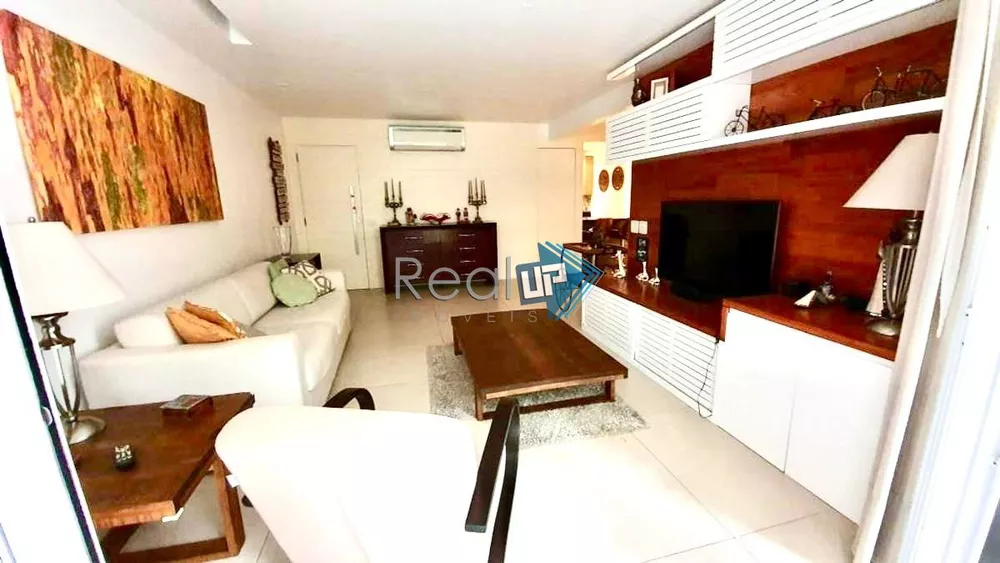 Apartamento à venda com 3 quartos, 98m² - Foto 1