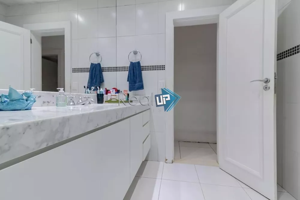 Apartamento, 4 quartos, 178 m² - Foto 2