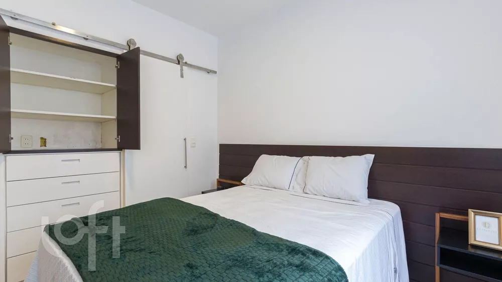 Apartamento à venda com 2 quartos, 79m² - Foto 4