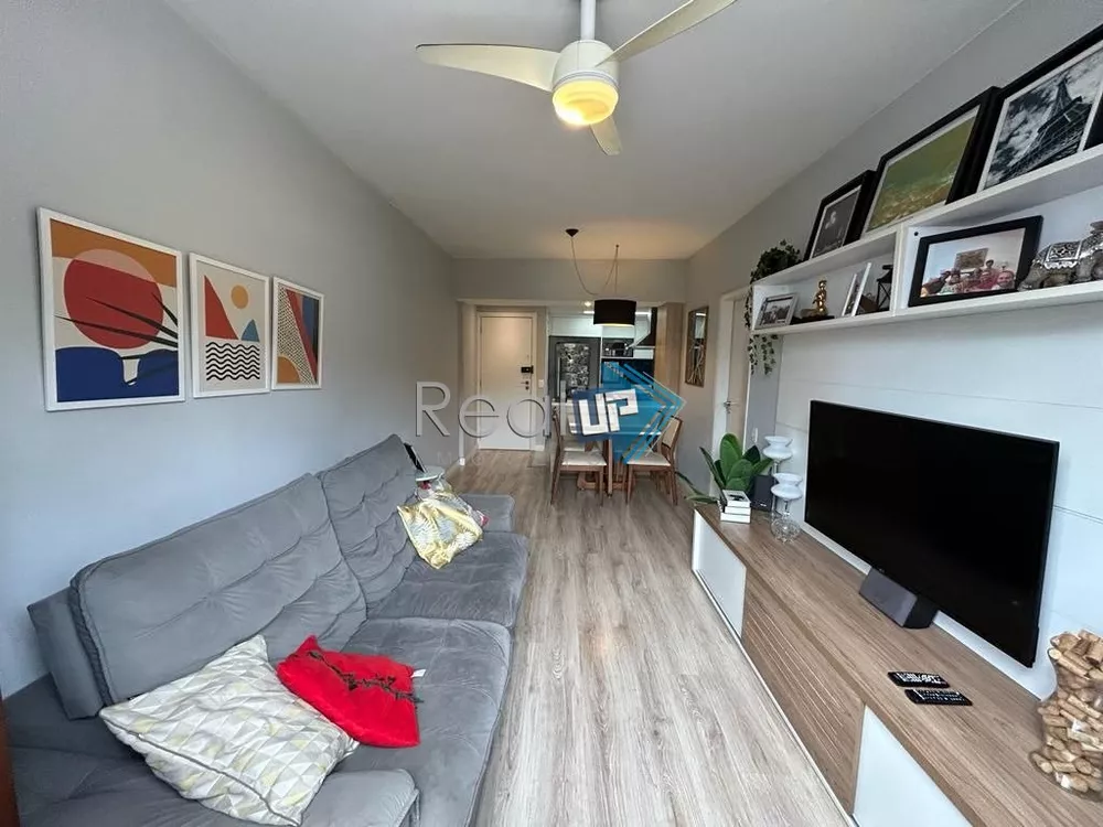 Apartamento à venda com 3 quartos, 85m² - Foto 3