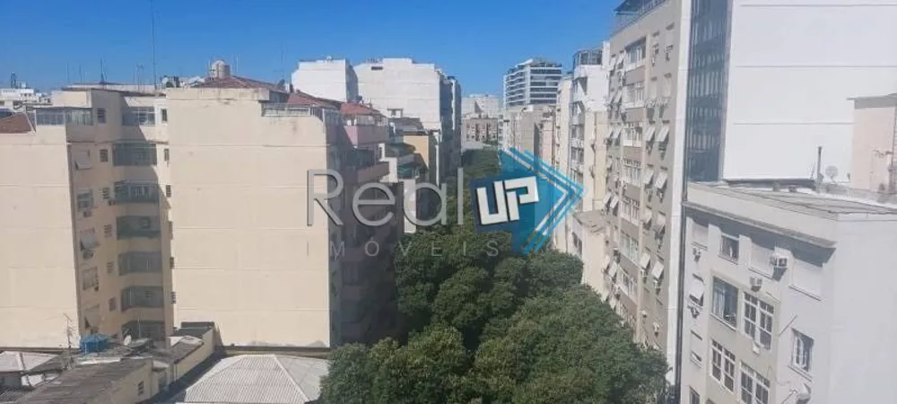 Apartamento à venda com 1 quarto, 52m² - Foto 2