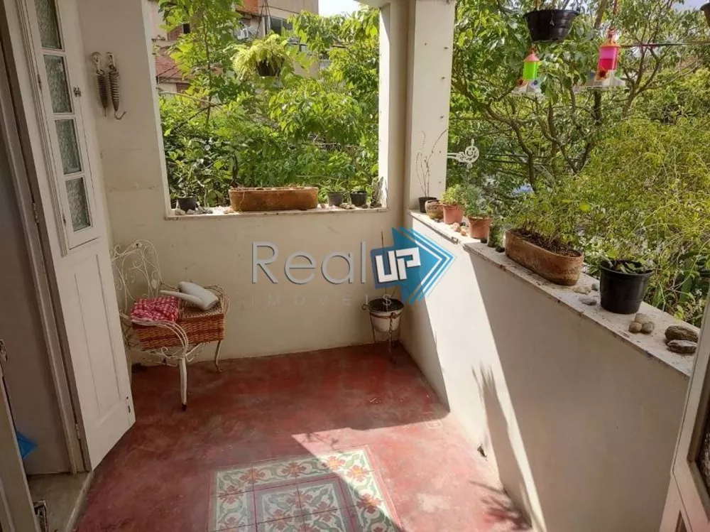 Casa, 3 quartos, 240 m² - Foto 2