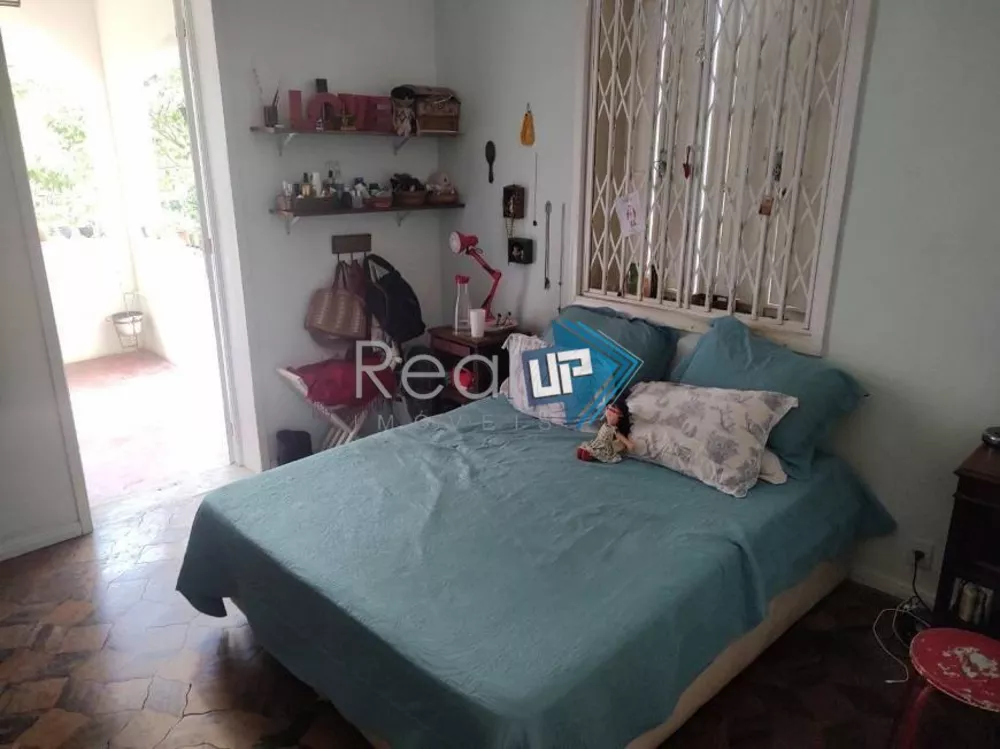 Casa, 3 quartos, 240 m² - Foto 15