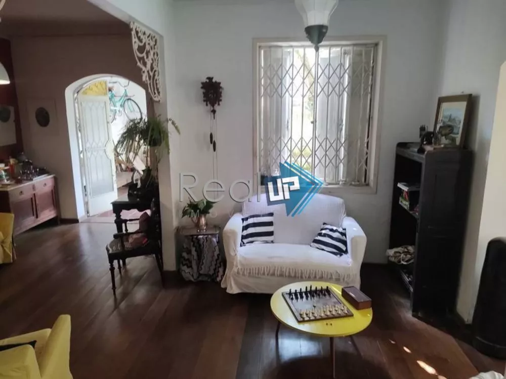 Casa, 3 quartos, 240 m² - Foto 6