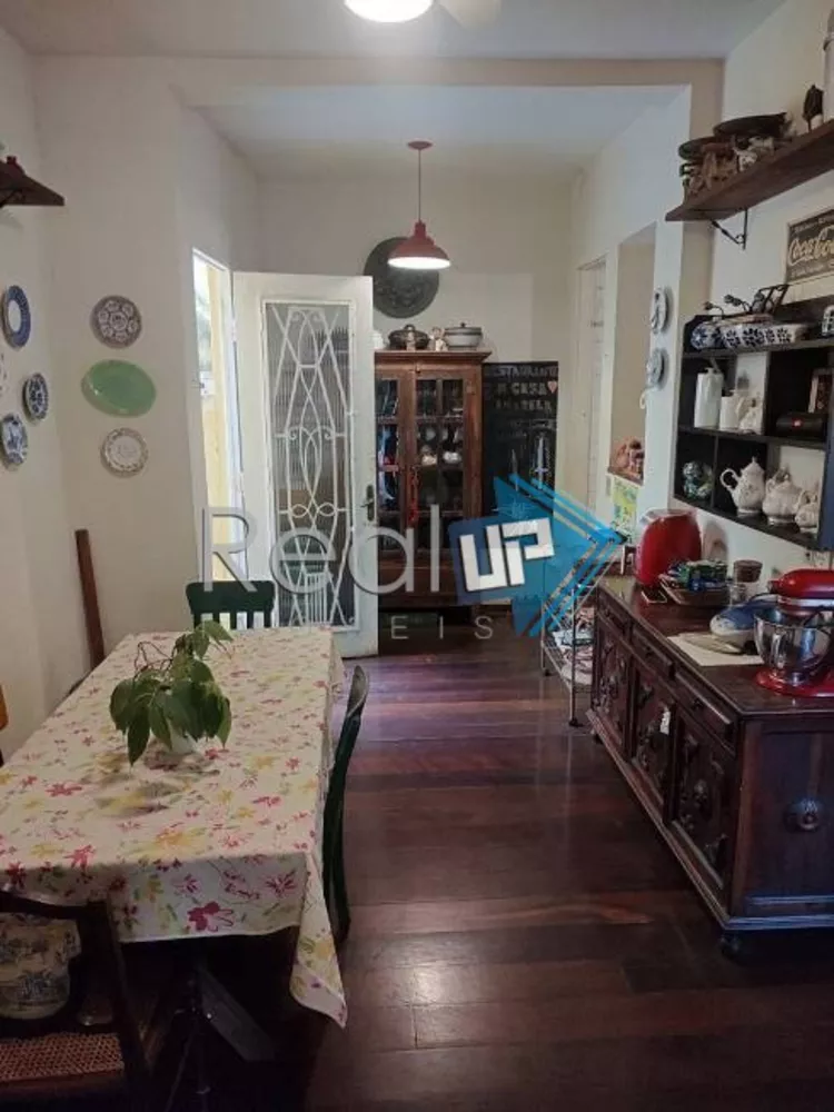 Casa, 3 quartos, 240 m² - Foto 32