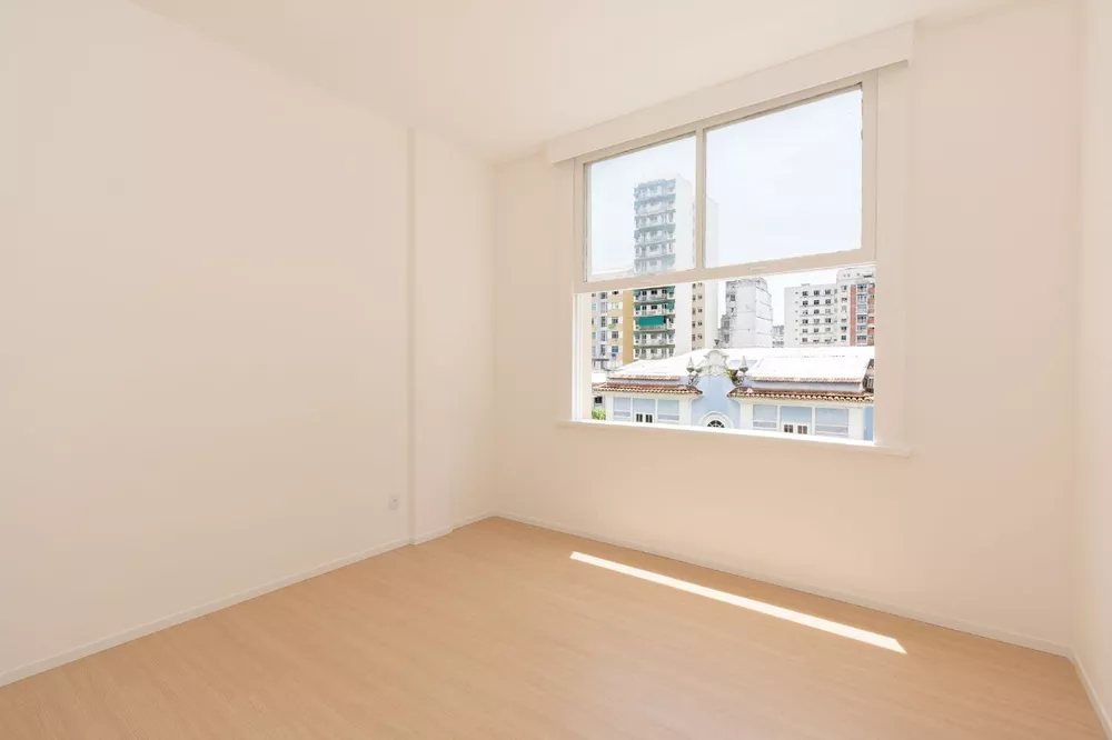 Apartamento à venda com 2 quartos, 80m² - Foto 3