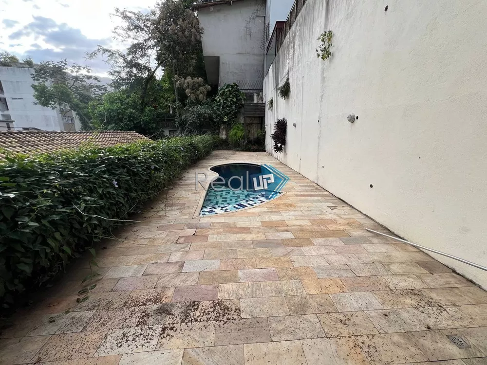 Casa, 3 quartos, 213 m² - Foto 2
