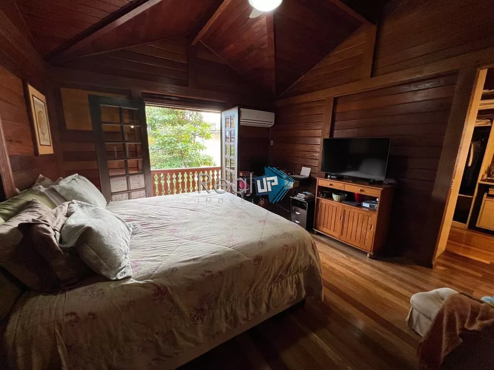 Casa, 3 quartos, 213 m² - Foto 22