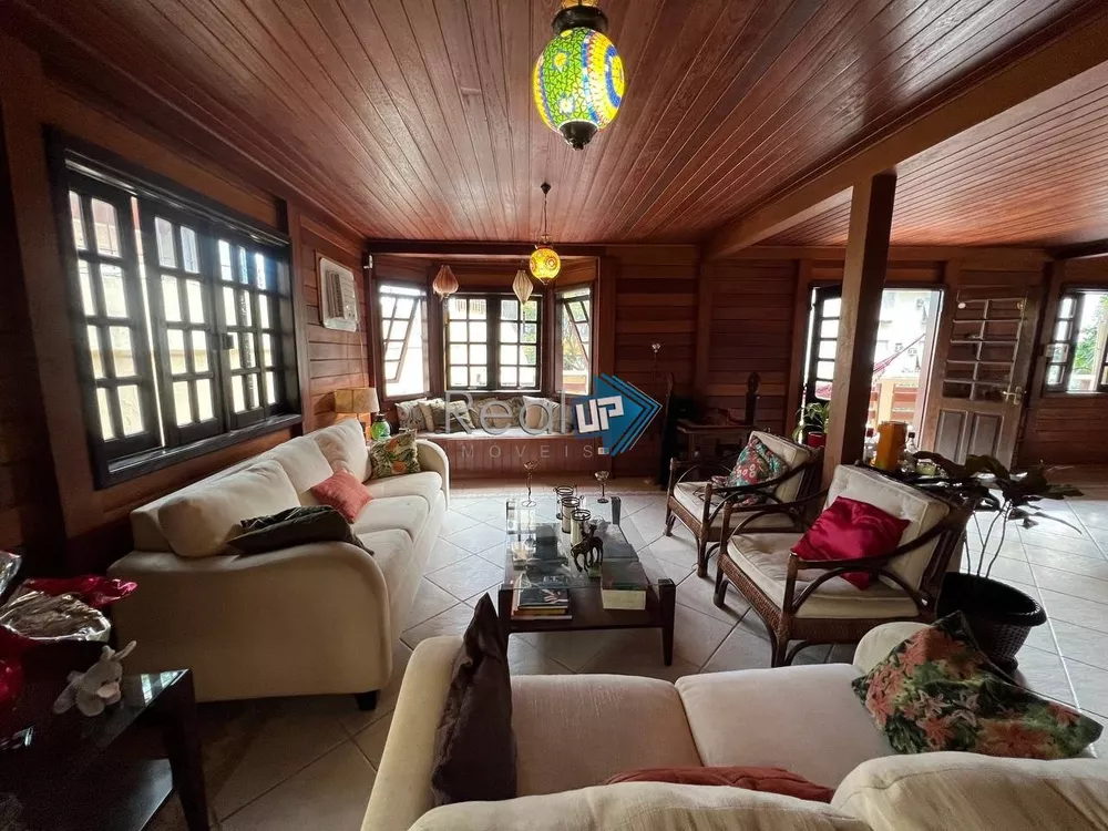 Casa, 3 quartos, 213 m² - Foto 10