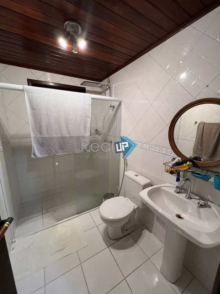 Casa, 3 quartos, 213 m² - Foto 1