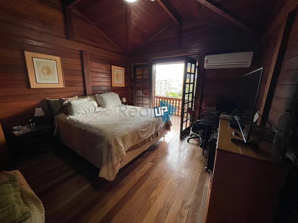 Casa, 3 quartos, 213 m² - Foto 34
