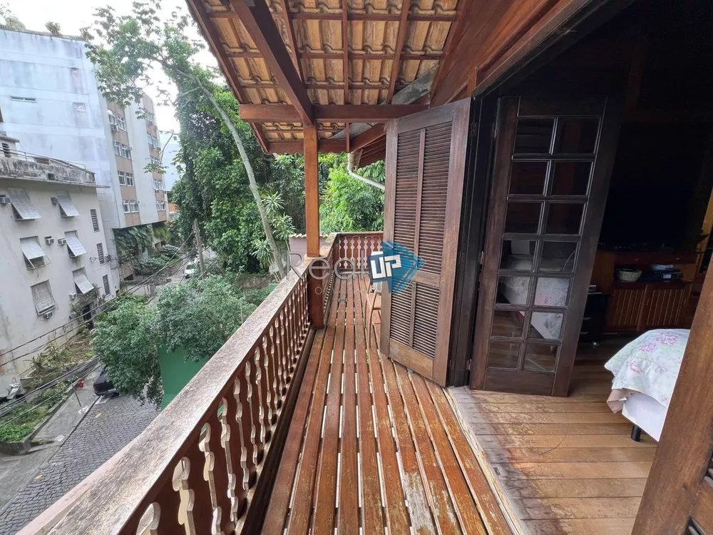 Casa, 3 quartos, 213 m² - Foto 4