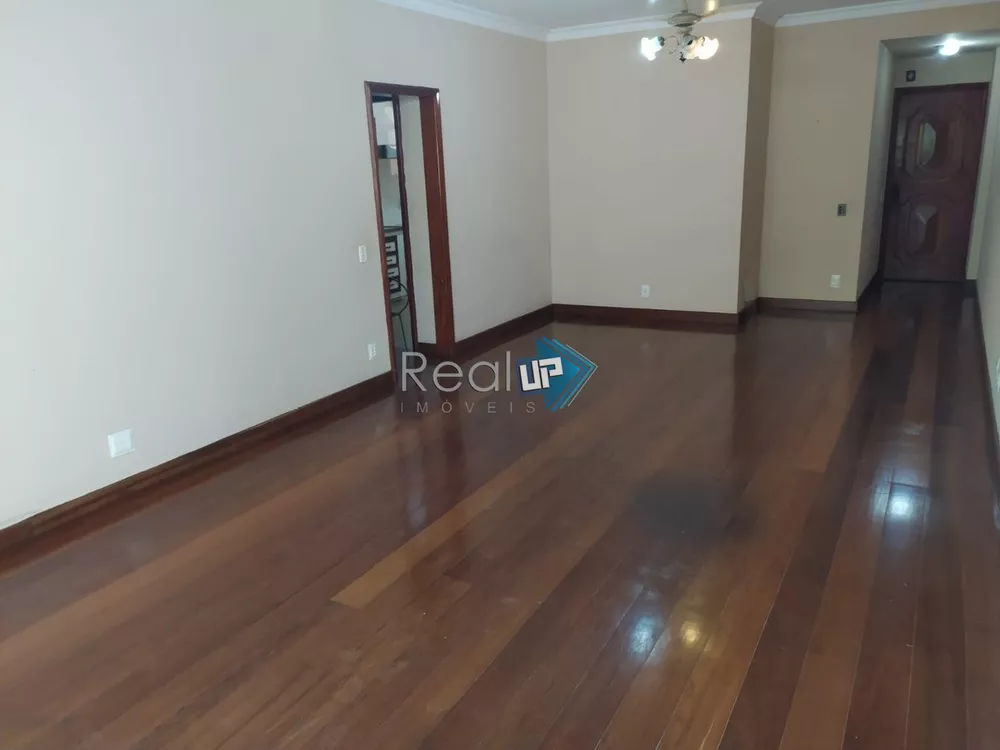 Apartamento à venda com 3 quartos, 137m² - Foto 3