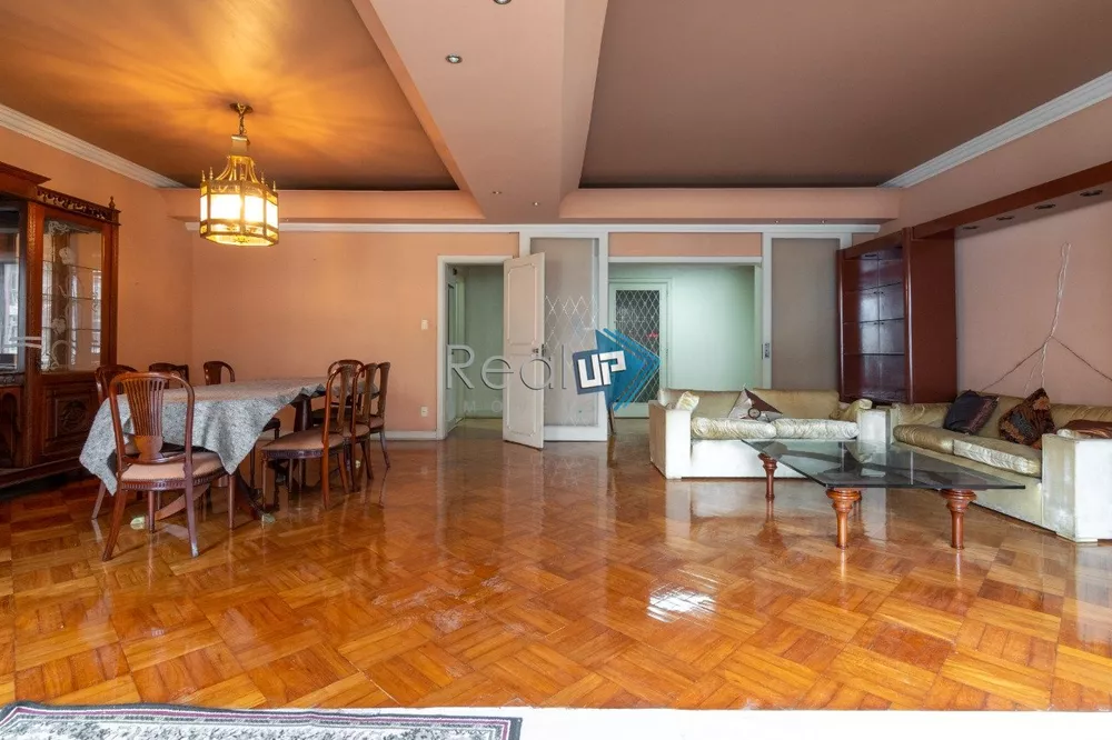 Apartamento à venda com 4 quartos, 223m² - Foto 9