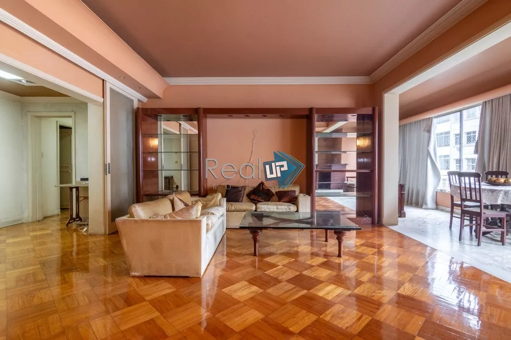 Apartamento à venda com 4 quartos, 223m² - Foto 5