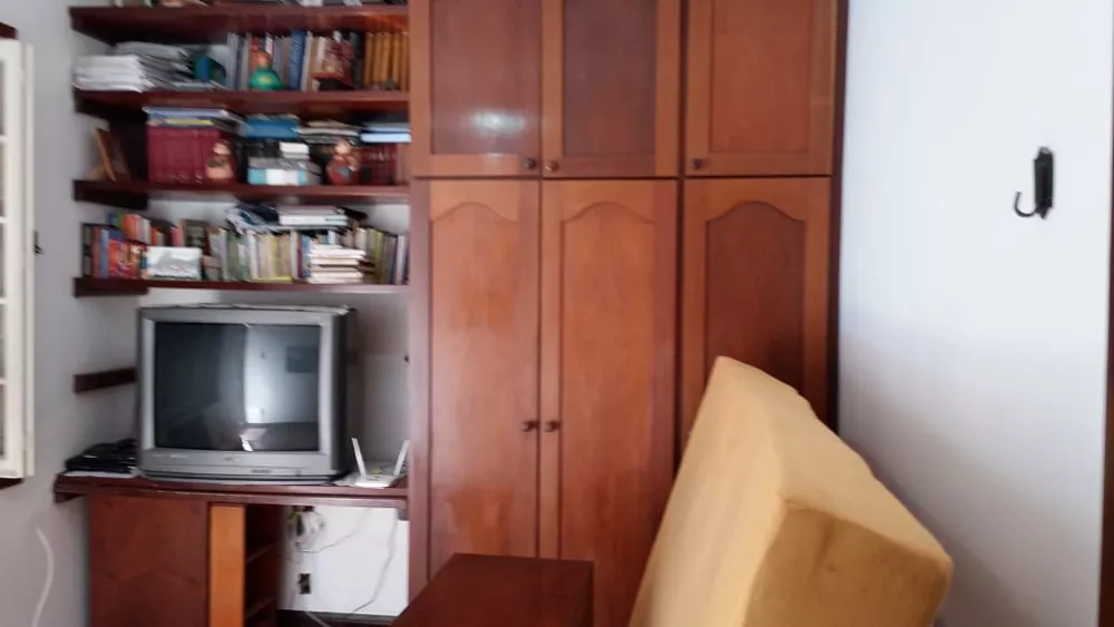 Casa, 6 quartos, 250 m² - Foto 8