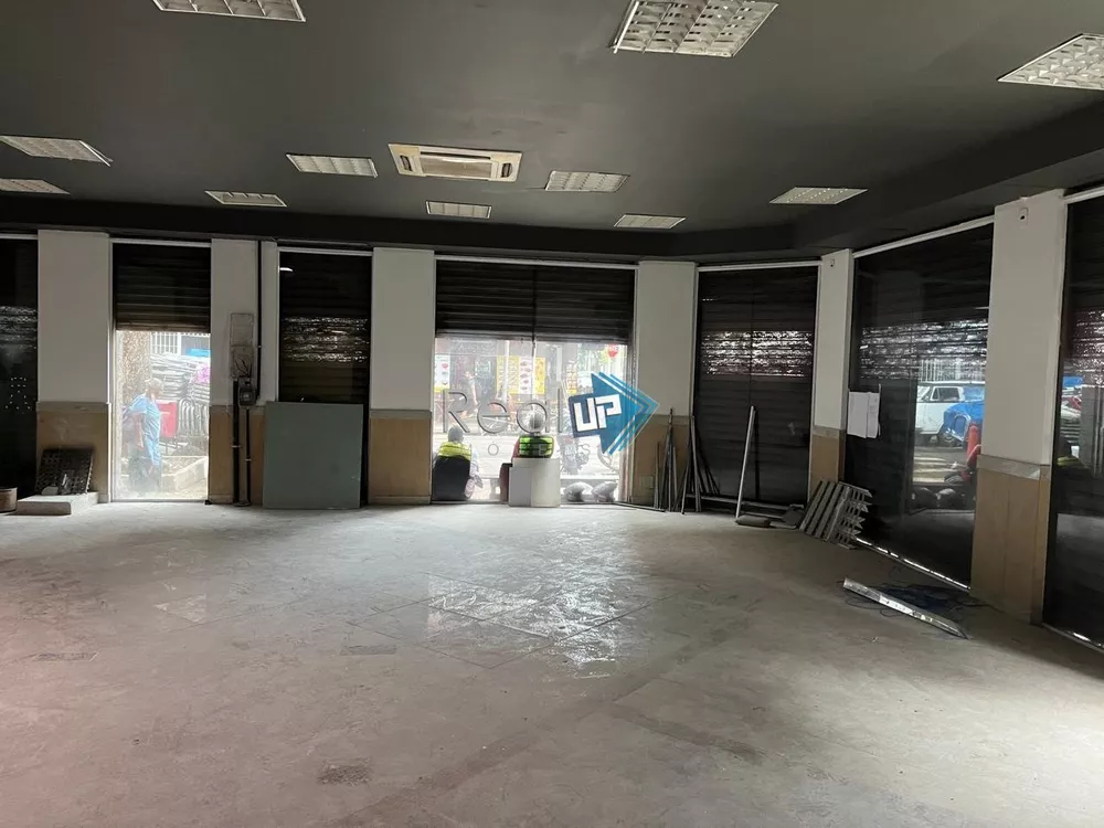 Casa Comercial para alugar com 20 quartos, 380m² - Foto 2