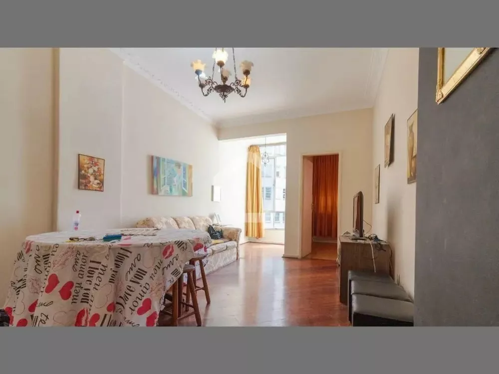 Apartamento à venda com 2 quartos, 62m² - Foto 1