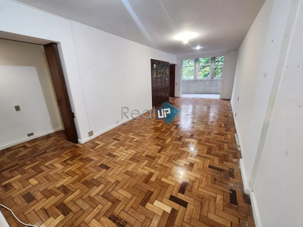 Apartamento à venda com 3 quartos, 118m² - Foto 4