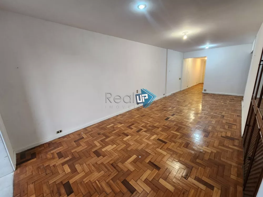 Apartamento à venda com 3 quartos, 118m² - Foto 2