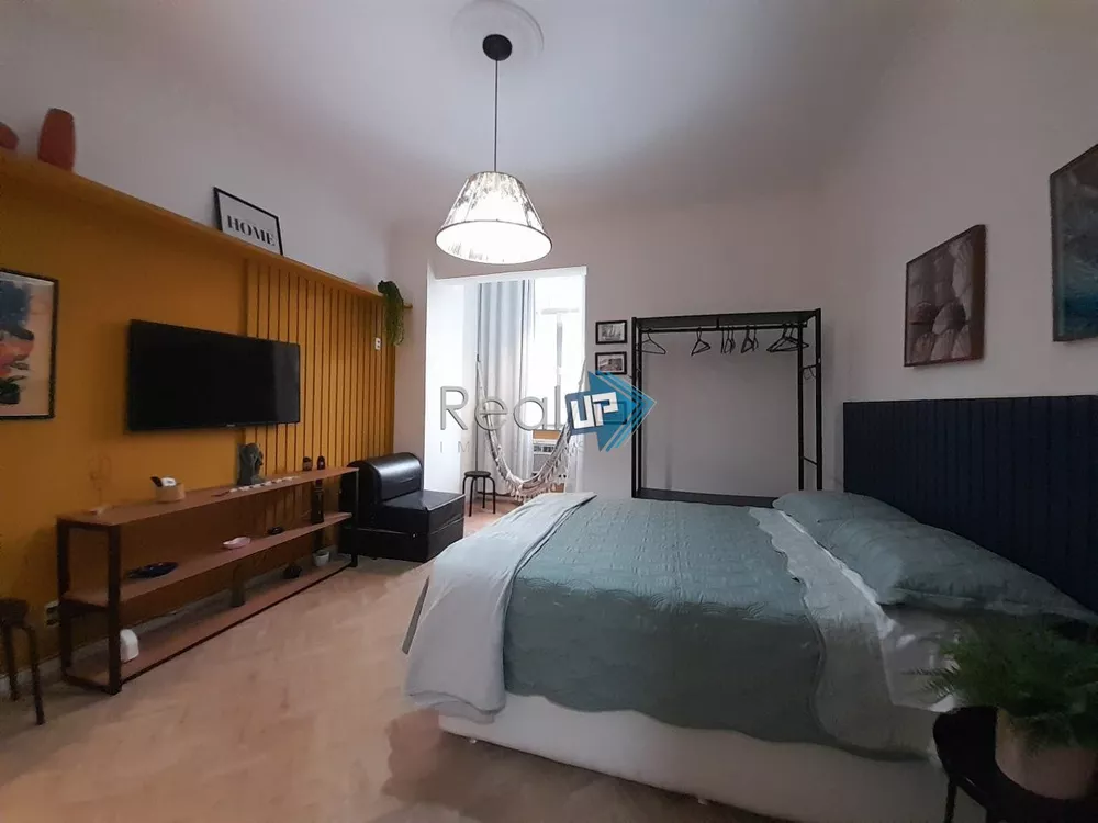 Casa à venda com 1 quarto, 29m² - Foto 2