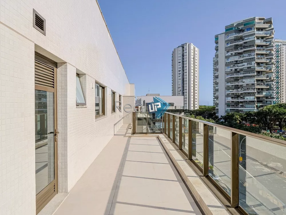 Cobertura, 3 quartos, 159 m² - Foto 2