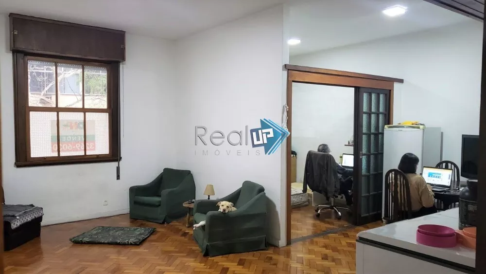 Apartamento à venda com 3 quartos, 80m² - Foto 1