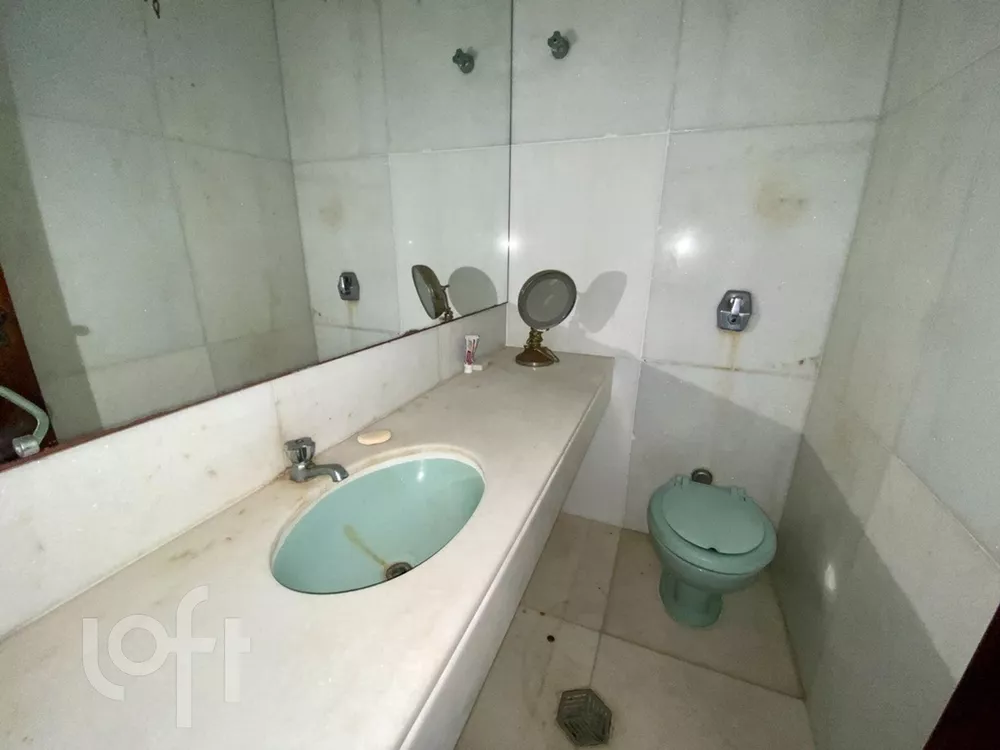 Apartamento à venda com 4 quartos, 275m² - Foto 12