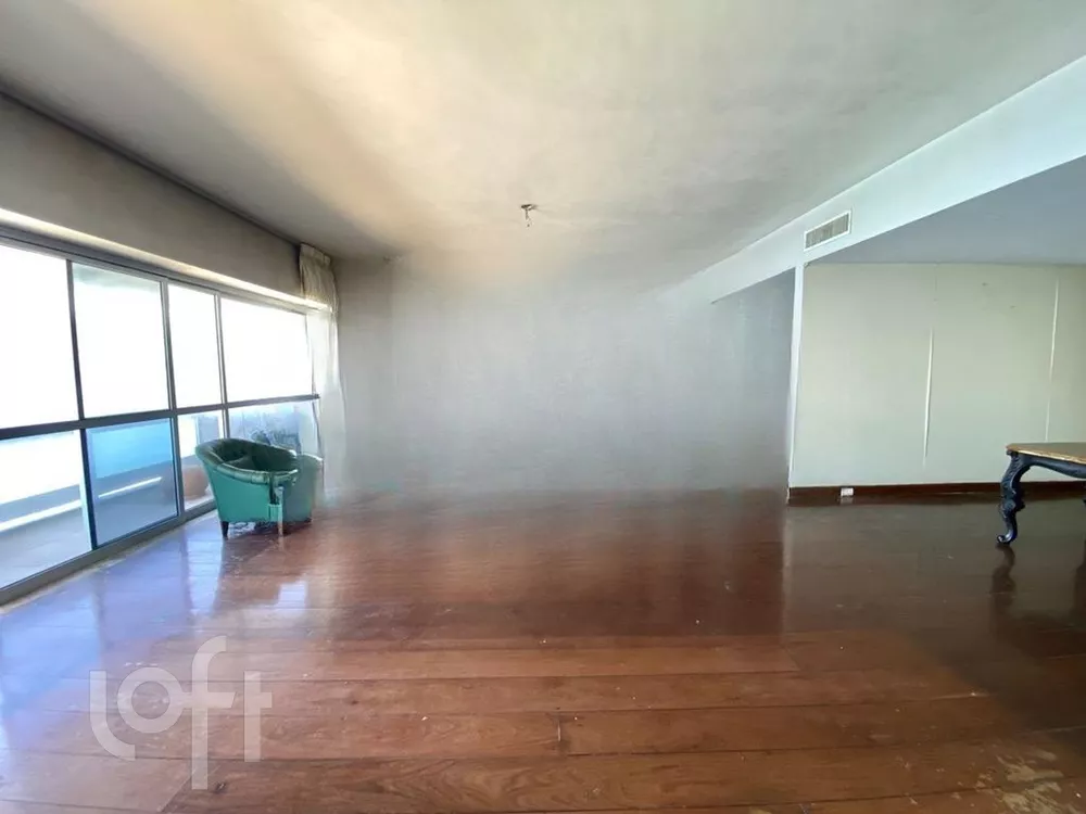 Apartamento à venda com 4 quartos, 275m² - Foto 9