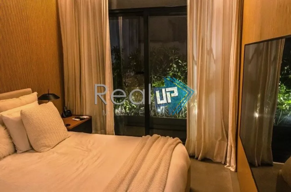 Apartamento, 3 quartos, 260 m² - Foto 12