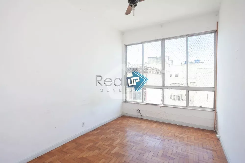 Apartamento à venda com 3 quartos, 89m² - Foto 4