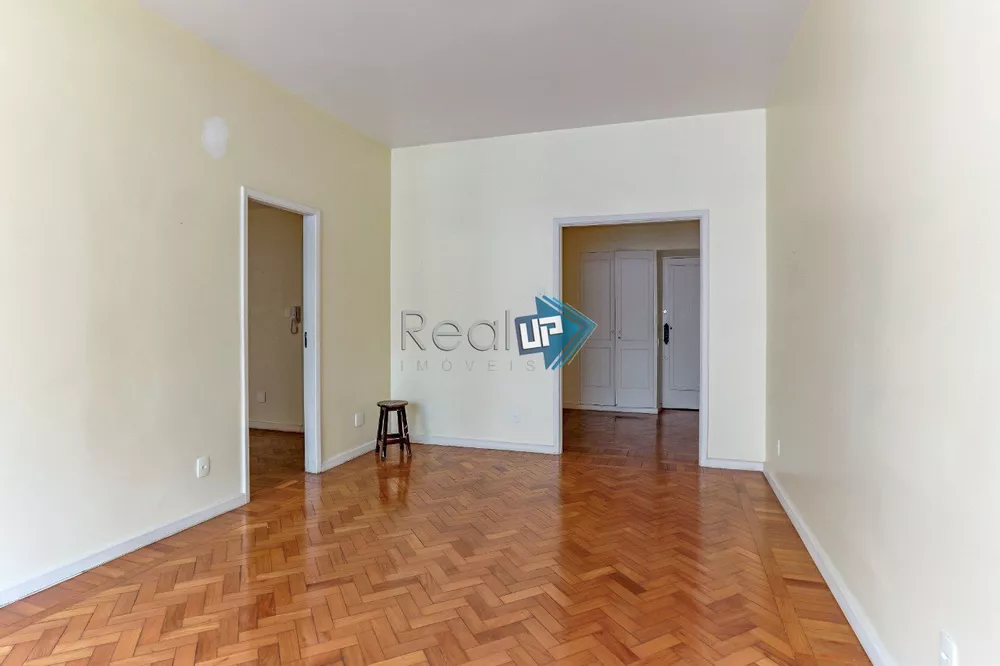 Apartamento à venda com 3 quartos, 90m² - Foto 4