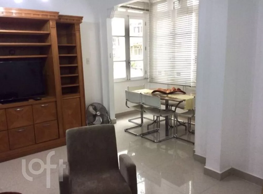 Apartamento à venda com 3 quartos, 135m² - Foto 2