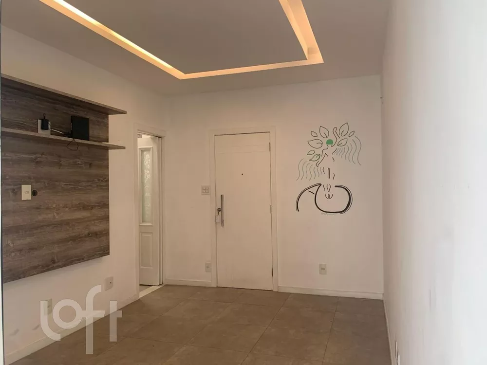 Apartamento à venda com 2 quartos, 65m² - Foto 1