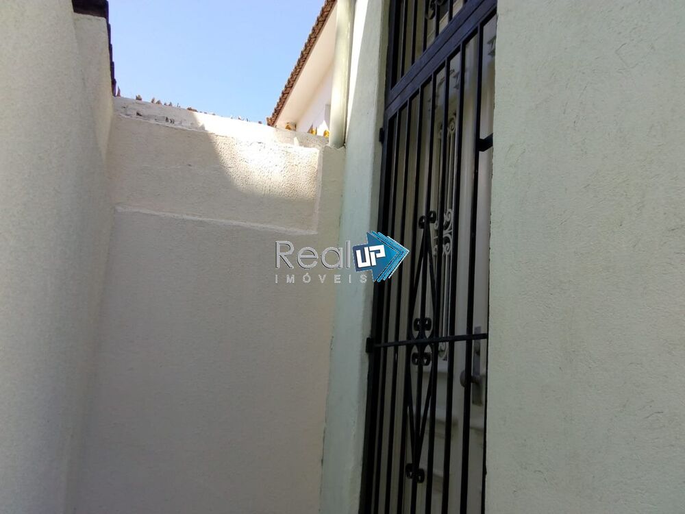 Casa à venda com 2 quartos, 276m² - Foto 7